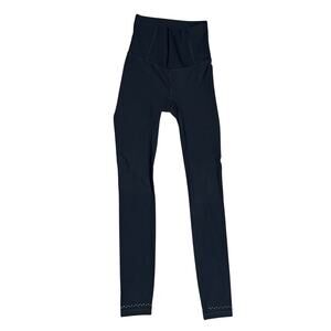 Lululemon zoned in tights leggings - black size 2 excellent condition